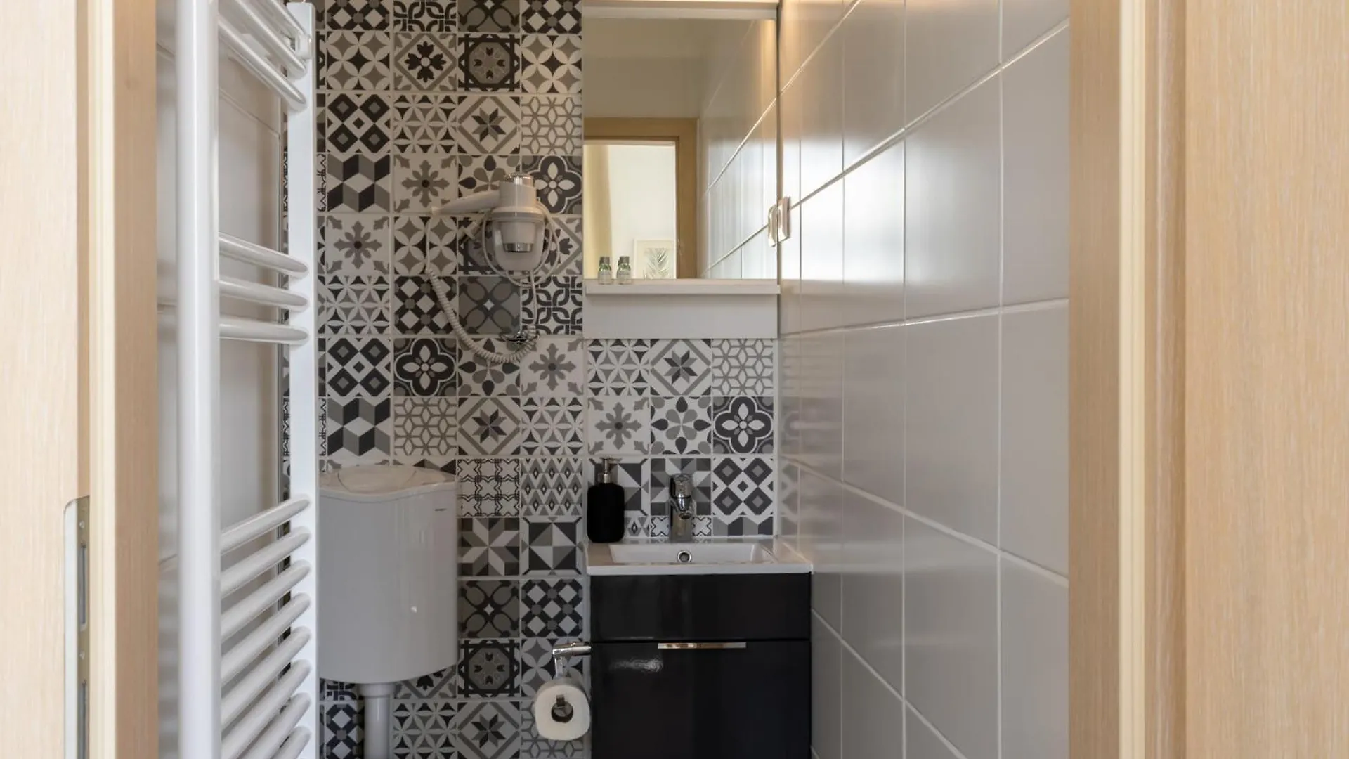 Glam Downtown Apartments Budapest Ungern